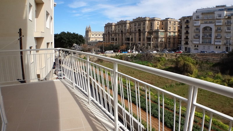 Hotel Eri E365 *